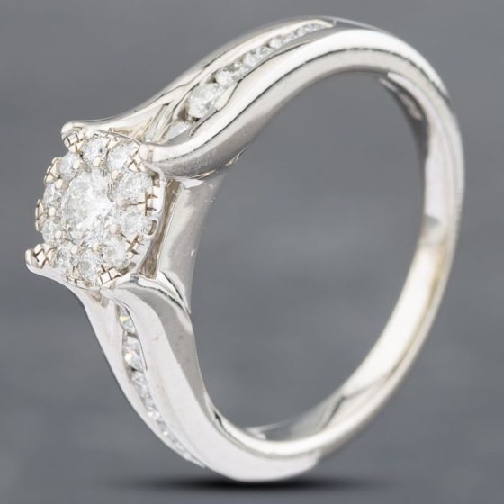 Second Hand 14ct White Gold Brilliant Cut Diamond Cluster Ring 41481499