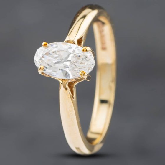 Second Hand 9ct Yellow Gold Certificated 0.63ct Oval Cut Diamond Solitaire Ring 41481515