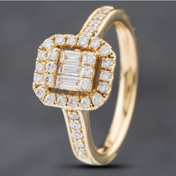 Second Hand 9ct Yellow Gold Diamond Oblong Cluster Ring 41481517