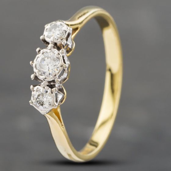 Second Hand Vintage Yellow Gold 0.30ct Brilliant Cut Diamond Three Stone Ring 41481650