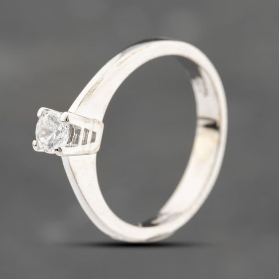 Second Hand 14ct White Gold 0.20ct Brilliant Cut Diamond Solitaire Ring 41481701