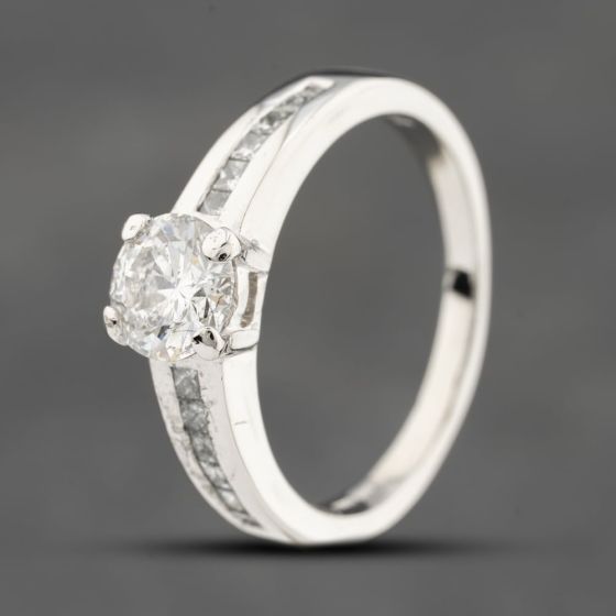 Second Hand Platinum 0.75ct Brilliant Cut Diamond Shoulder Set Solitaire Ring 41481710