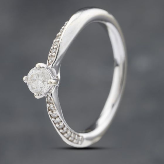 Second Hand 9ct White Gold 0.20ct Brilliant Cut Diamond Shoulder Set Solitaire Ring 41481712