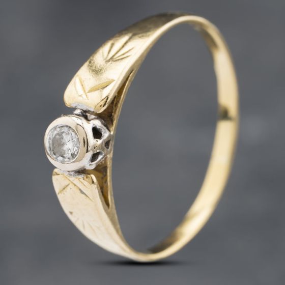 Second Hand 9ct Yellow Gold Brilliant Cut Diamond Solitaire Ring 41481719