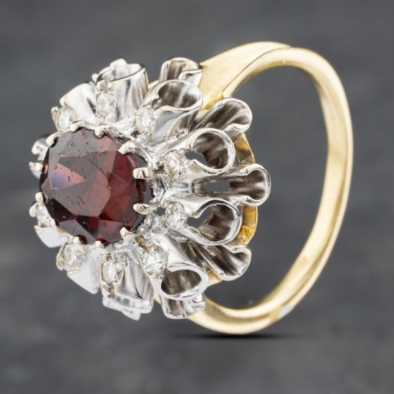 Second Hand Vintage 18ct Yellow Gold Garnet & Brilliant Cut Diamond Spray Design Cluster Ring 41481756