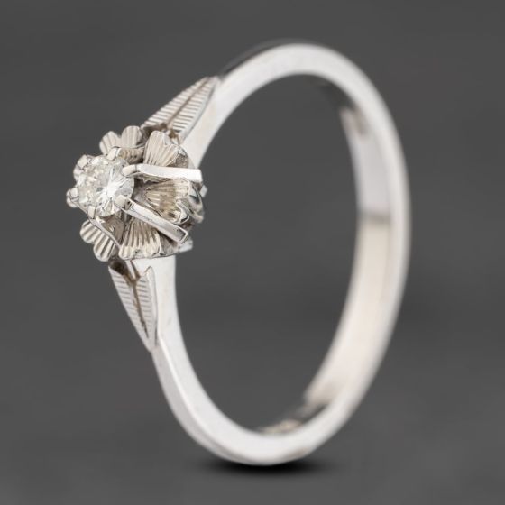 Second Hand 18ct White Gold 0.15ct Diamond Flower Shaped Diamond Cut Solitaire Ring 41482383