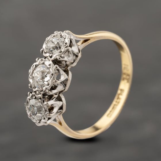 Second Hand Vintage Yellow Gold Diamond Three Stone Ring 41482442