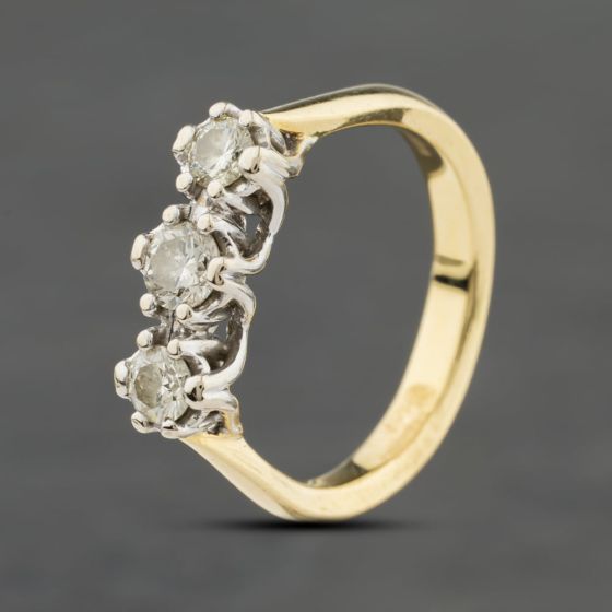 Second Hand 18ct Yellow Gold 0.50ct Brilliant Cut Diamond Scalloped Bezel Three Stone Ring 41482484