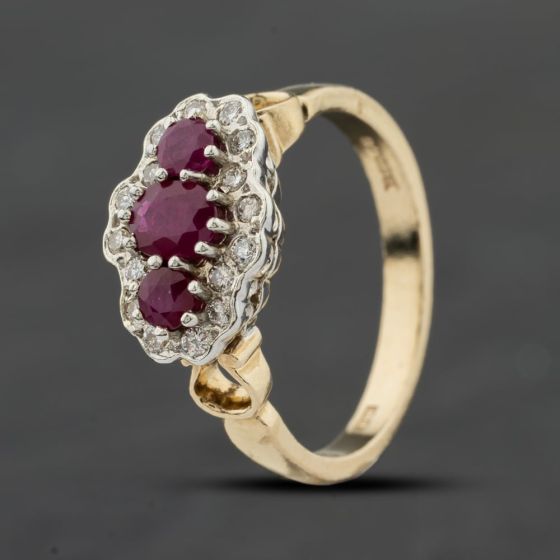 Second Hand 9ct Yellow Gold Ruby & 0.24ct Brilliant Cut Diamond Boat Cluster Ring 41482509
