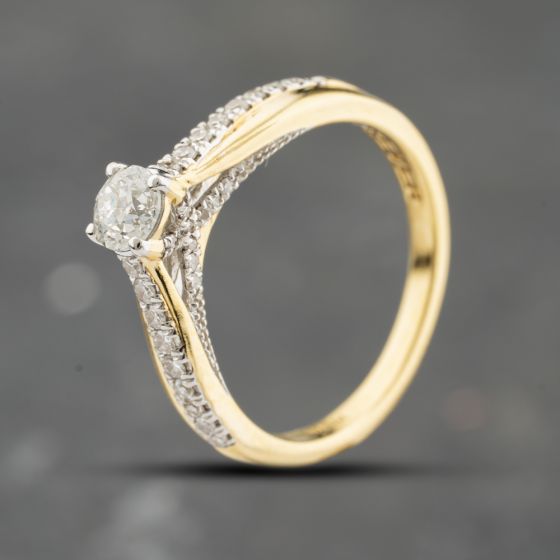 Second Hand 18ct Yellow Gold Certificated 0.33ct Brilliant Cut Diamond Shoulder Set Solitaire Ring 41482638
