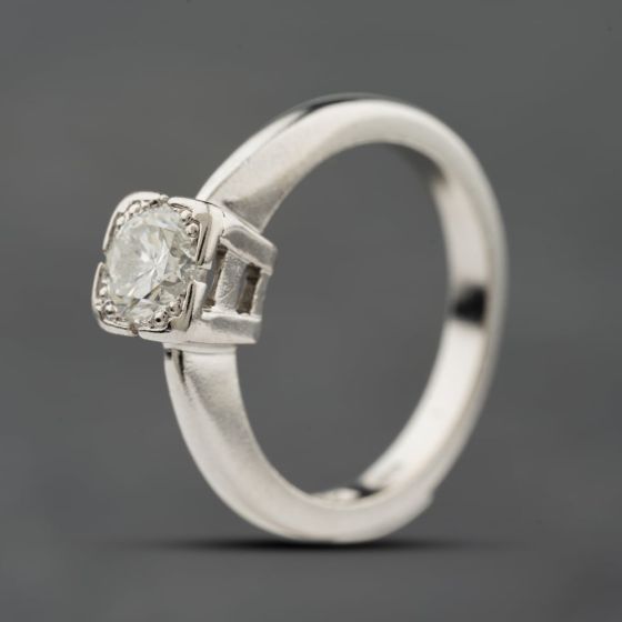 Second Hand 18ct White Gold 0.40ct Brilliant Cut Diamond Solitaire Ring 41482640