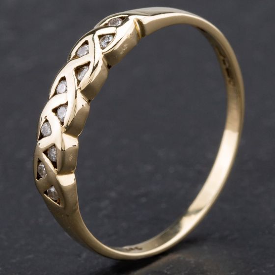 Second Hand 9ct Yellow Gold Brilliant Cut Diamond Ten Stone Celtic Style Dress Ring 4167348