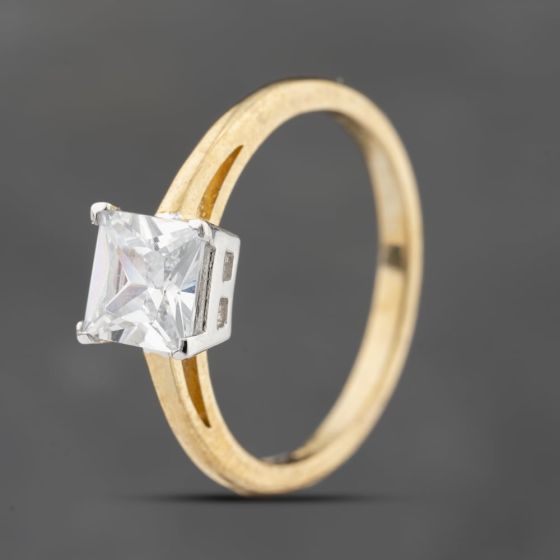 Second Hand 9ct Yellow Gold Cubic Zirconia Square Solitaire Ring 43111005