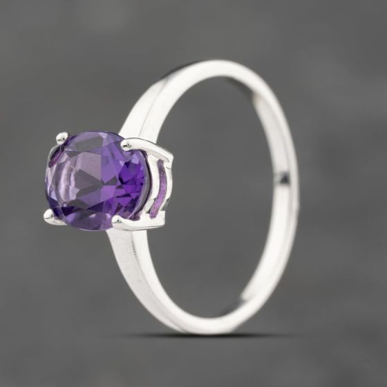 Second Hand 9ct White Gold Amethyst Oval Dress Ring 43111013