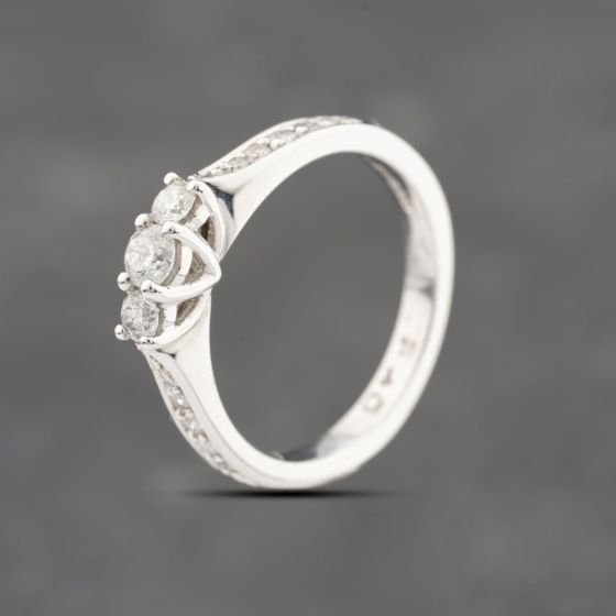Second Hand 18ct White Gold 0.40ct Brilliant Cut Diamond Three Stone Ring 43121323