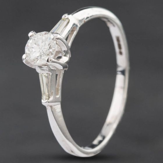 Second Hand 9ct White Gold 0.50ct Brilliant Cut Diamond Solitaire Ring 4312354