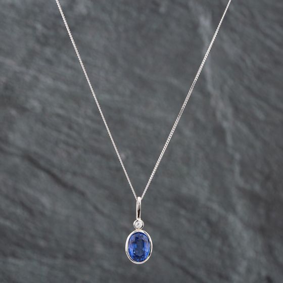 Second Hand Platinum 2.31ct Sapphire & Brilliant Cut Diamond Rubover Oval Setting Pendant & 18 Inch Curb Chain 43141071