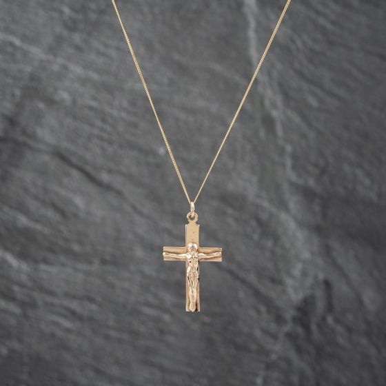 Second Hand 9ct Yellow Gold Crucifix Cross Pendant & 18 Inch Curb Chain 43141264