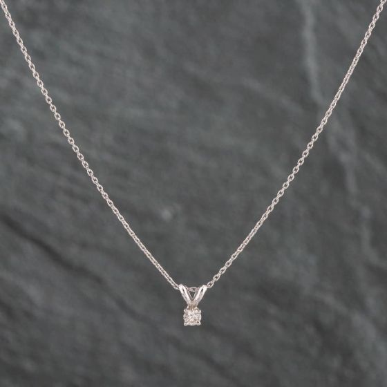 Second Hand White Gold 0.10ct Brilliant Cut Diamond Pendant & 18 Inch Trace Chain 4314188