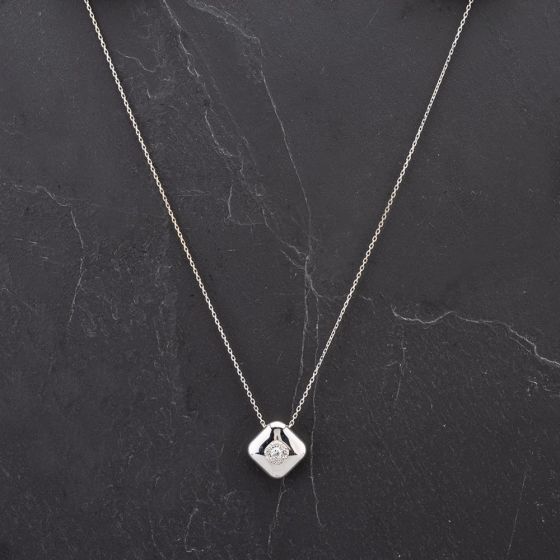 Second Hand 14ct White Gold 0.27ct Diamond Square Polished Pendant & 16 Inch Trace Chain 4314536