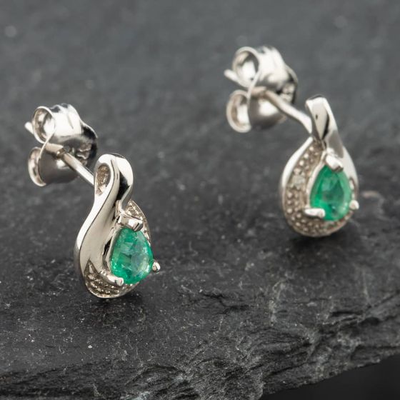 Second Hand White Gold 0.25ct Pear Cut Emerald & Diamond Stud Earrings 43171102