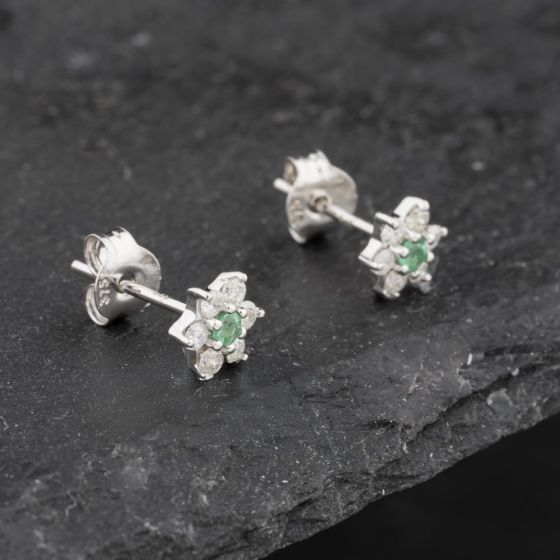 Second Hand 9ct White Gold 0.06ct Emerald & 0.24ct Diamond Flower Cluster Stud Earrings 43171334