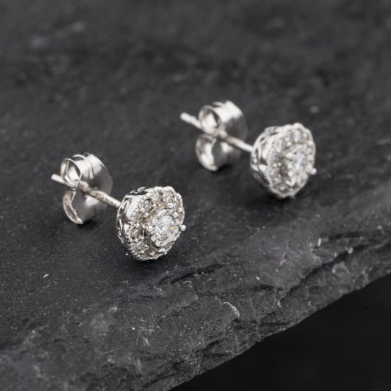 Second Hand 9ct White Gold 0.21ct Brilliant Cut Diamond Cluster Stud Earrings 43171344