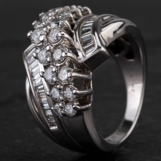 Second Hand 9ct White Gold 2.00ct Diamond Crossover Ring 4328535