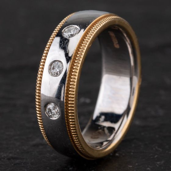 Second Hand 14ct Two Colour Gold 3 Stone Diamond Wedding Ring 4328652