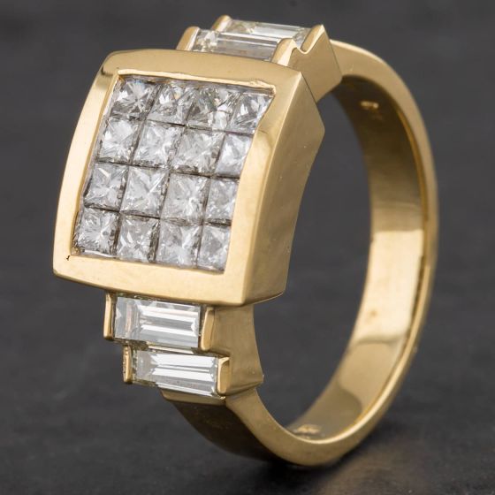Second Hand 14ct Yellow Gold Princess Cut Diamond Square Cluster Ring 4328786