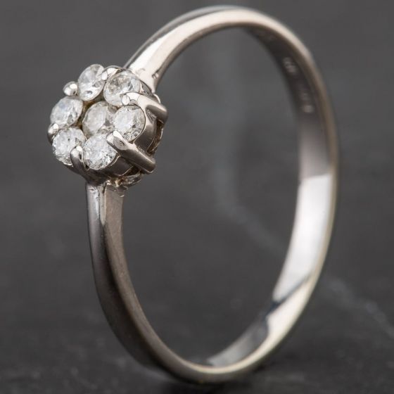 Second Hand 14ct White Gold 7 Stone Diamond Flower Cluster 0.22ct Ring 4332129