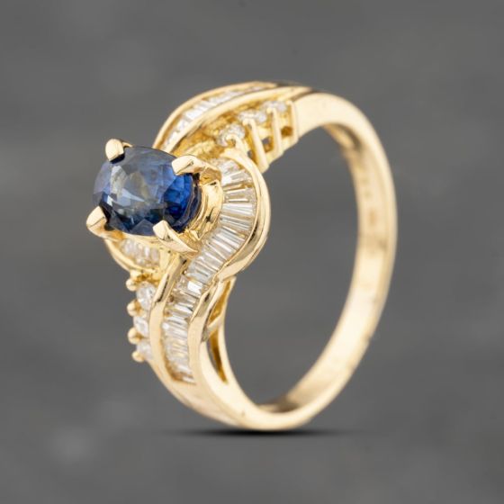 Second Hand 18ct Yellow Gold 1.43ct Sapphire & 0.73ct Diamond Oval Cluster Ring 43361194