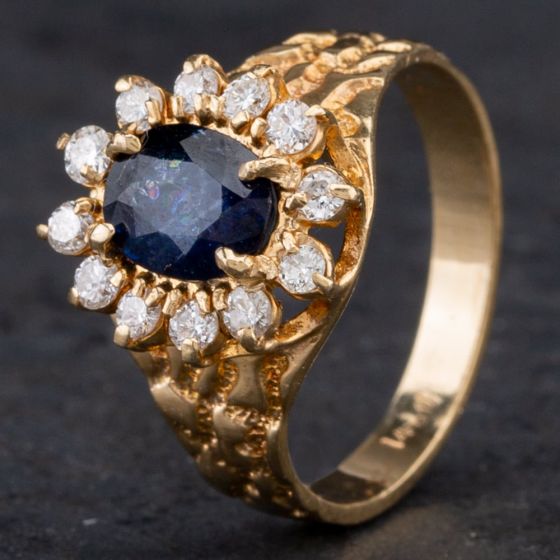 Second Hand 9ct Yellow Gold Diamond & Sapphire Oval Cluster Ring 4336263