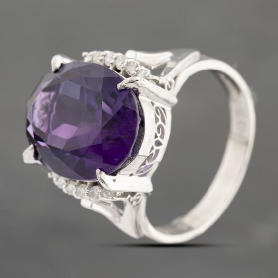 Second Hand Platinum 9.80ct Amethyst & 0.15ct Diamond Oval Dress Ring 43421010