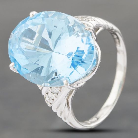 Second Hand Platinum 15.1ct Blue Topaz & 0.08ct Brilliant Cut Diamond Oval Dress Ring 43451014