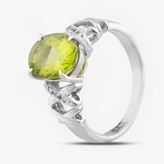 Second Hand 9ct White Gold 2.91ct Peridot & 0.03ct Brilliant Cut Diamond Dress Ring 4354012