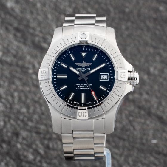 Second Hand Breitling Mens Avenger Black Dial Silver Bracelet Watch A17319