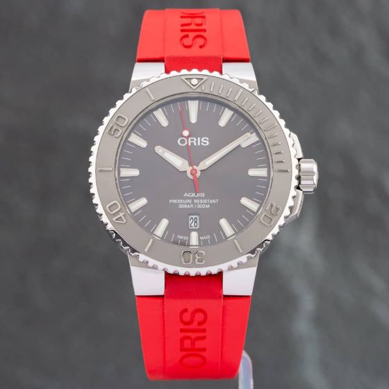 Second Hand Oris Aquis Watch 01 733 7730 4153-07 4 24 66EB