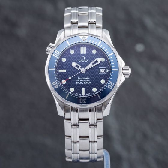 Second Hand OMEGA Mens Seamaster Blue Dial Silver Bracelet Watch 25618000