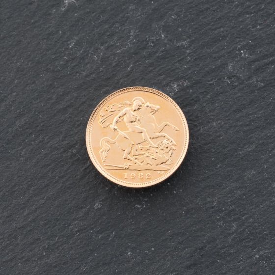 Second Hand 22ct Yellow Gold 1982 Queen Elizabeth II Half Sovereign Coin 47011163