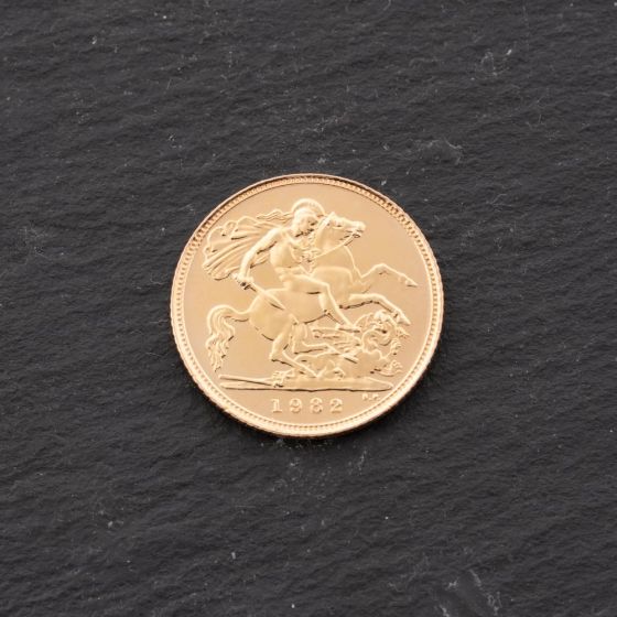 Second Hand 22ct Yellow Gold 1982 Queen Elizabeth II Half Sovereign Coin 47011190