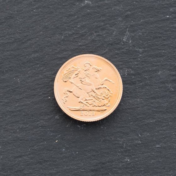Second Hand 22ct Yellow Gold 2019 Queen Elizabeth II Full Sovereign Coin 47021241