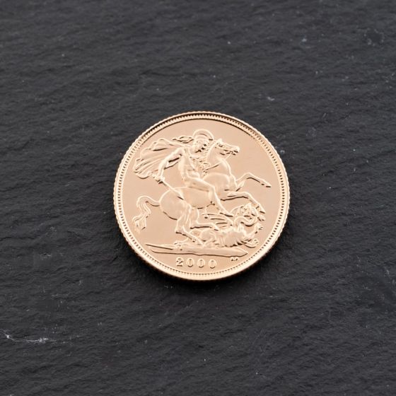 Second Hand 22ct Yellow Gold 2000 Queen Elizabeth II Full Sovereign Coin 47021275