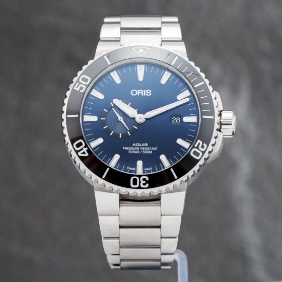 Ex-Display Oris Aquis Mens Small Second Date Watch 01 743 7733 4135-07 8 24 05PEB.