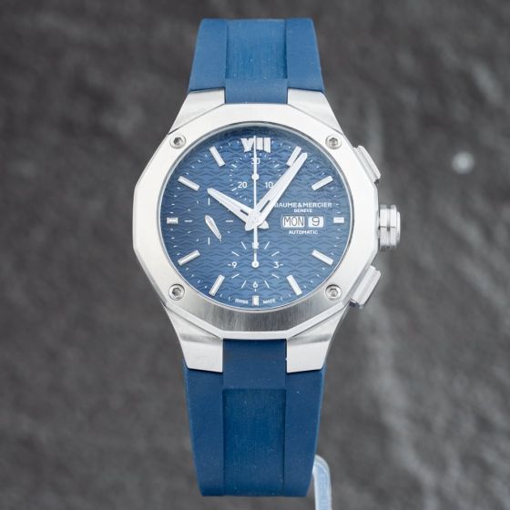 Second Hand Baume & Mercier Mens Riviera Blue Dial Rubber Strap Watch 10623