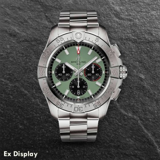 Ex-Display Breitling Avenger B01 Chronograph 44 Green Watch AB0147101L1A1