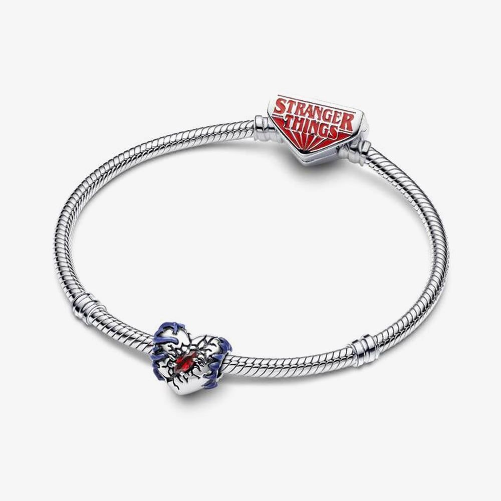PANDORA 793565C01 Stranger Things Glow In The Dark Heart Charm