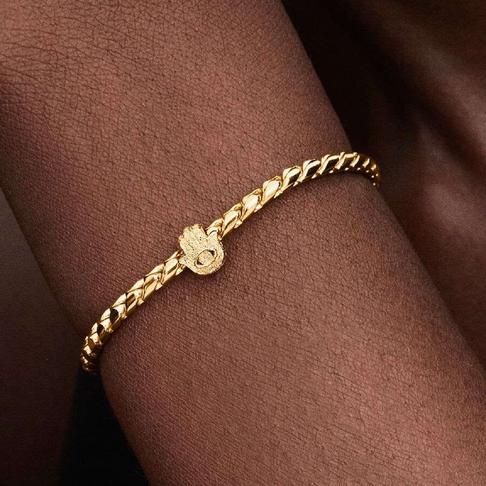 PANDORA 764042C00 14ct Yellow Gold Plated Textured Hamsa Hand