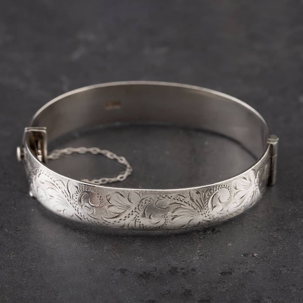 Second Hand Vintage Silver Half Engraved 20cm Hinged Bangle