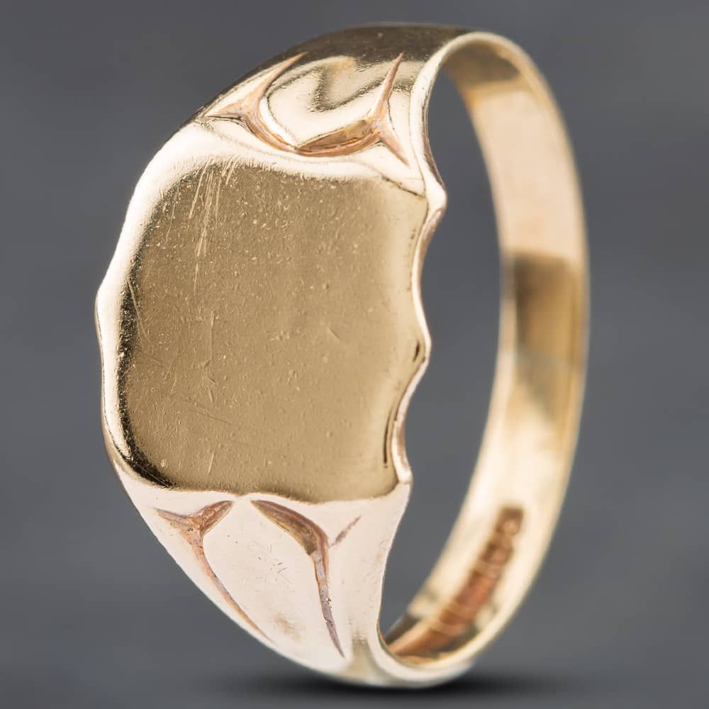 Second Hand Vintage 9ct Yellow Gold Plan Shield Signet Ring 